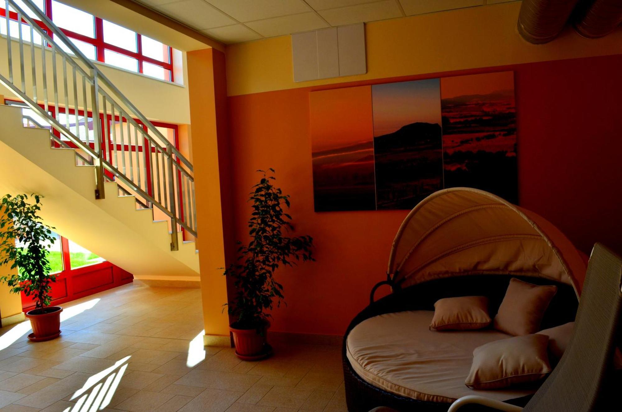 Vulkan Wellness Hotel & Camping Celldömölk Dış mekan fotoğraf