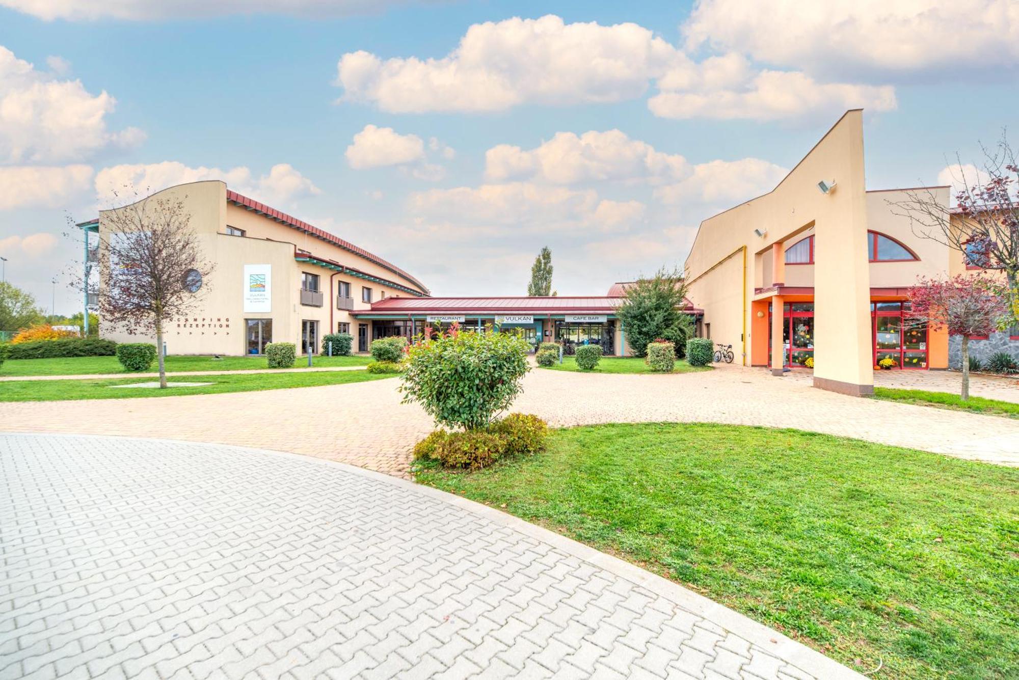 Vulkan Wellness Hotel & Camping Celldömölk Dış mekan fotoğraf