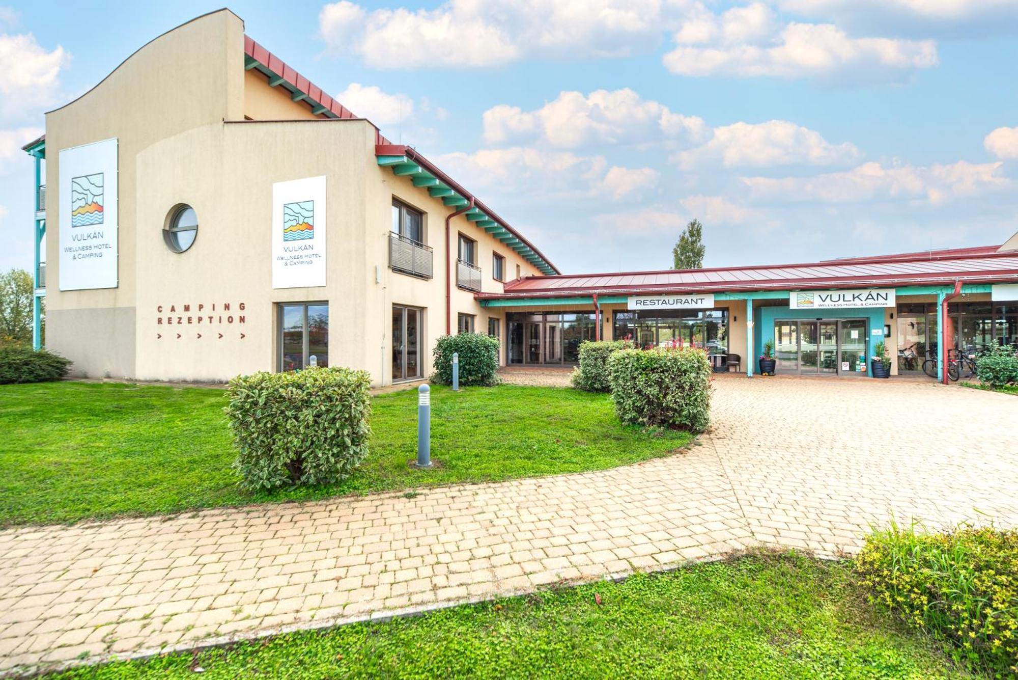 Vulkan Wellness Hotel & Camping Celldömölk Dış mekan fotoğraf