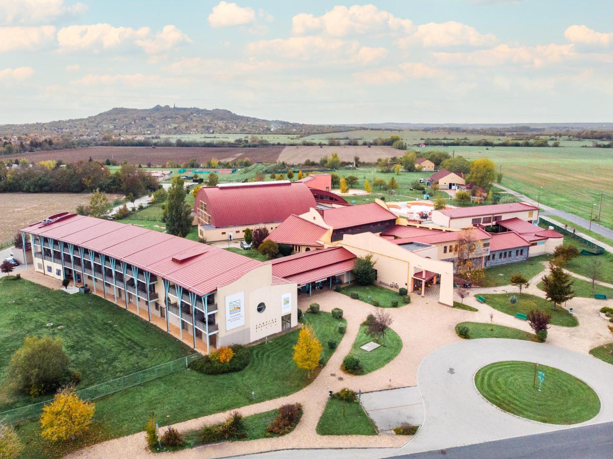 Vulkan Wellness Hotel & Camping Celldömölk Dış mekan fotoğraf