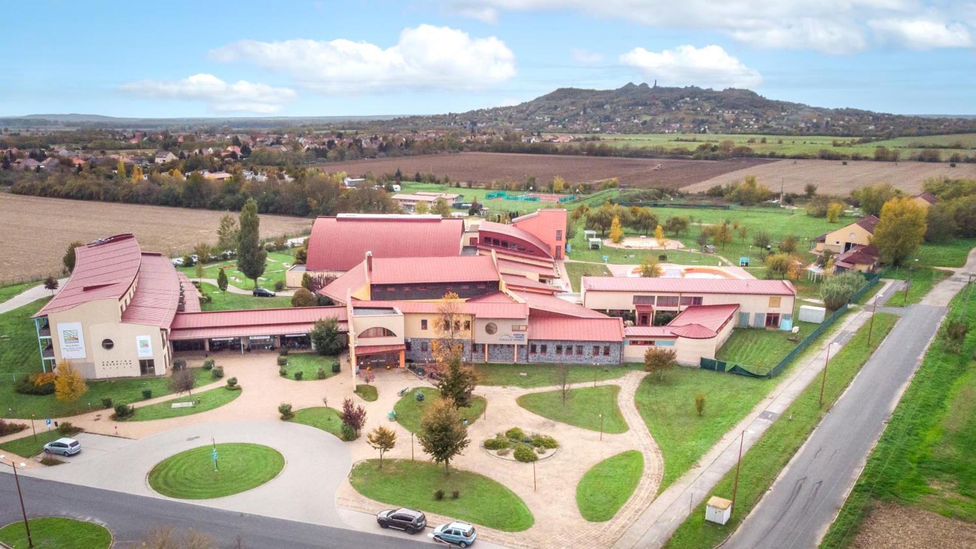 Vulkan Wellness Hotel & Camping Celldömölk Dış mekan fotoğraf