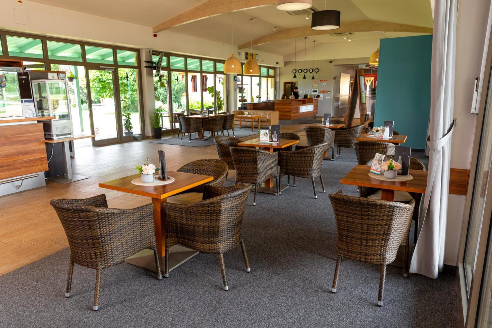 Vulkan Wellness Hotel & Camping Celldömölk Dış mekan fotoğraf